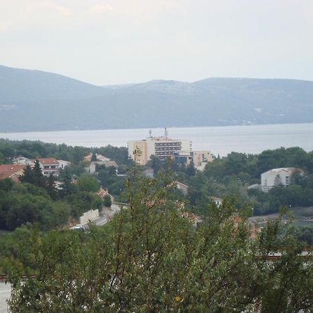Rooms & Apartments Kvasic Krk Town Extérieur photo